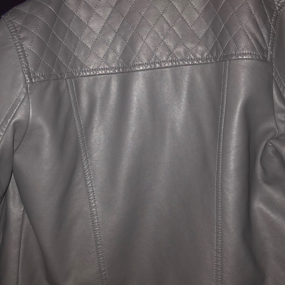 Grey leather jacket - Picture 3 of 3